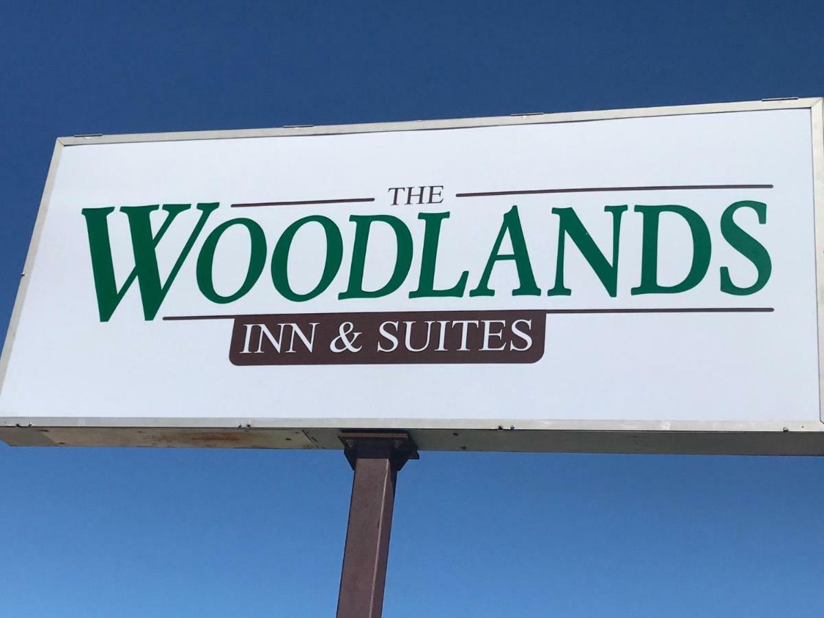 Woodland Inn & Suites Medford Exterior photo